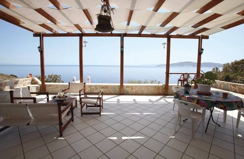 Lavreotiki House | 4 bedroom gorgeous home in Keratea