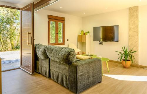 Lousame House | 4 Bedroom Gorgeous Home In Lousame
