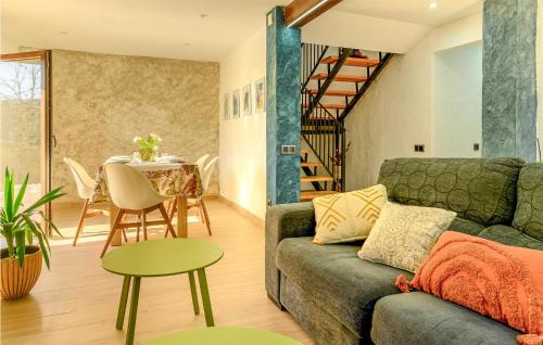 Lousame House | 4 Bedroom Gorgeous Home In Lousame