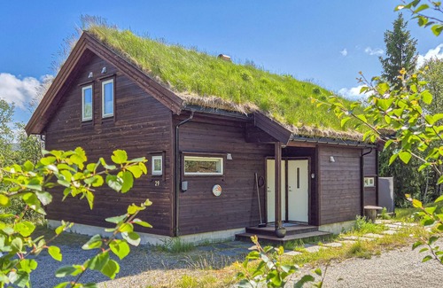 Vinje House | 4 bedroom gorgeous home in Edland