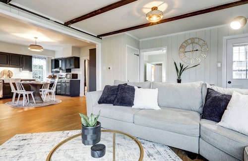 Gordonville House | 4-bedroom home in Amish Country