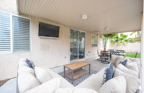 Spring Valley House | 4 Bedroom Home With Pool, Hot Tub, Outdoor Kitchen