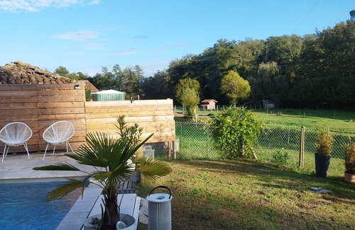 Onesse-et-Laharie Villa | 4-bedroom house with swimming pool. Nearby Mimizan and Contis plage