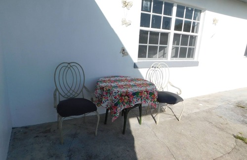 Rock Sound House | 4-bedroom house in fabulous Rock Sound with WiFi, AC on scenic hilltop