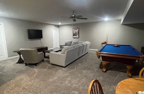 New Albany House | 4-bedroom house in peaceful New Albany with AC, fitness room, WiFi
