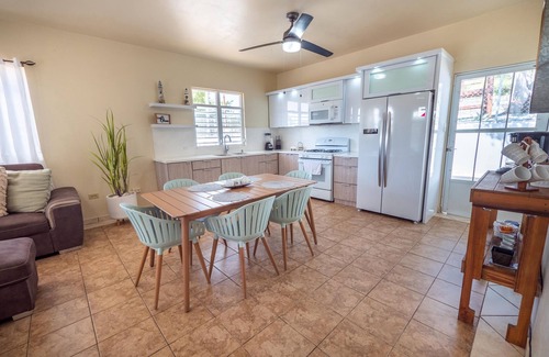 Cabo Rojo House | 4 bedroom house with private pool, sleeps 15, WiFi, near Combate