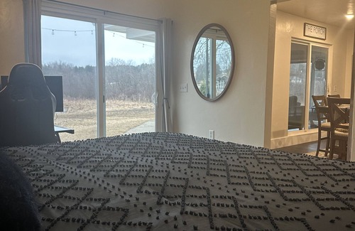 Manawa House | 4 bedroom Lake Front home, 52 miles from Lambeau Field