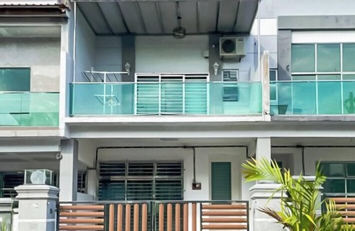 Batu Pahat House | 4 Bedroom Landed House