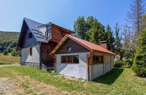 Mrkopalj House | 4 bedroom nice home in Begovo Razdolje