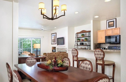 Osage Beach Condo | 4 Bedroom Presidential Condo w/Kitchen on Lake of the Ozarks!