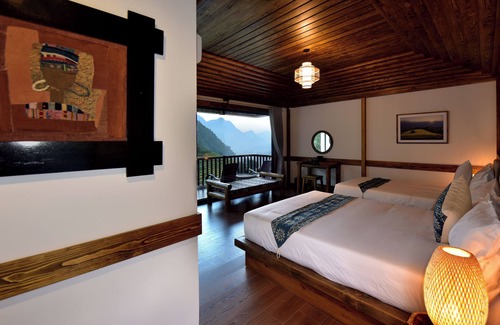 Lao Cai Resort | 4-bedroom resort in terrific Lao Cai with WiFi, AC