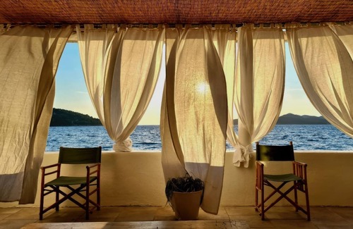 Lopud Island Villa | 4-Bedroom Seafront Villa in beautiful Lopud