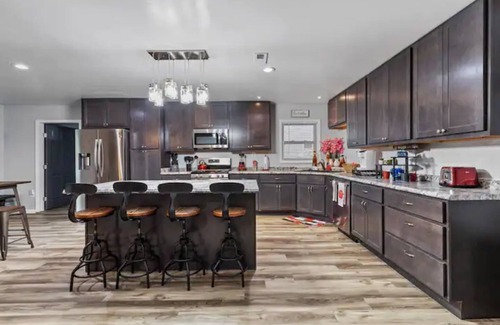 Berkeley House | 4 bedroom spacious oasis with game room, sleeps 11