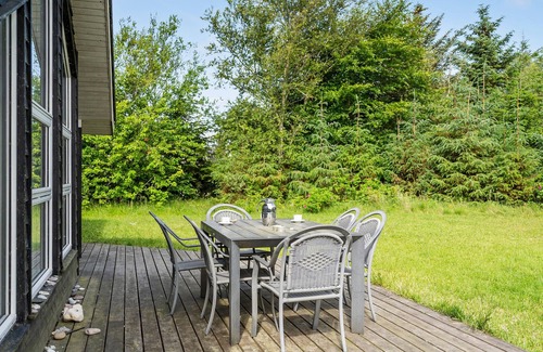 Torup Strand House | 4 bedroom stunning home in Fjerritslev