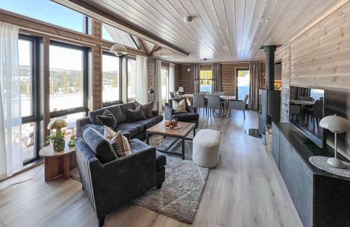 Skeikampen House | 4 bedroom stunning home in Svingvoll