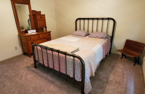 Laurelville Other | 4 bedroom Tenant House at Muddy Boots Petting Farm.