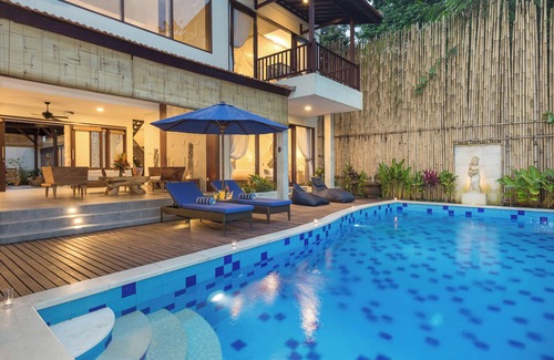 Melayang Villa | 4-Bedroom Villa in Ubud with Jungle View
