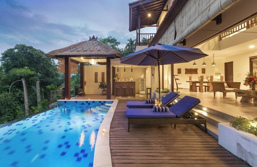 Melayang Villa | 4-Bedroom Villa in Ubud with Jungle View