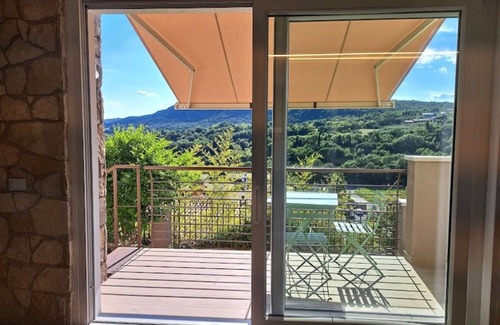 Castion Veronese Villa | 4-bedroom villa in brilliant Castion Veronese with WiFi, AC. A Luxury Villa