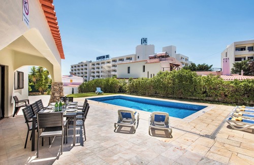 Santa Eulalia Villa | 4 Bedroom Villa Albufeira Center Private Heated Pool (Heated on Request)
