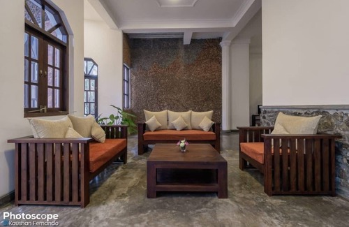 Peliyagoda Villa | 4-bedroom villa in Kelaniya with WiFi, AC. Enjoy your stay