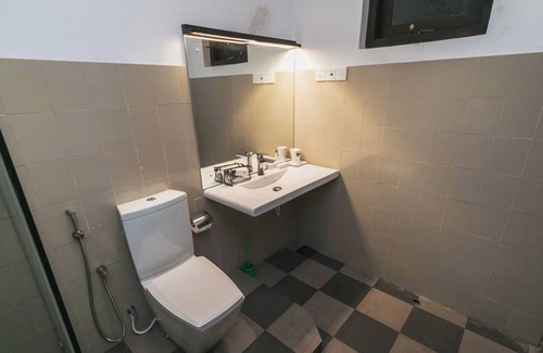 Peliyagoda Villa | 4-bedroom villa in Kelaniya with WiFi, AC. Enjoy your stay