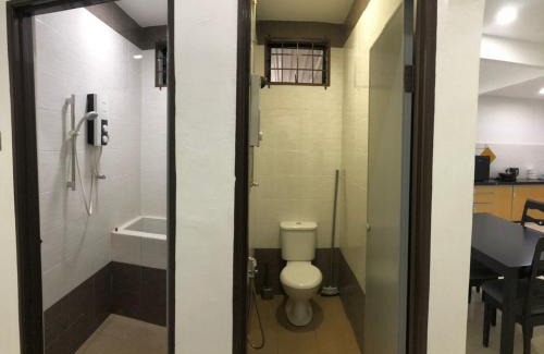 Kampung Kelang Sagu House | 4 Bedrooms Semi D Homestay by Mr Homestay