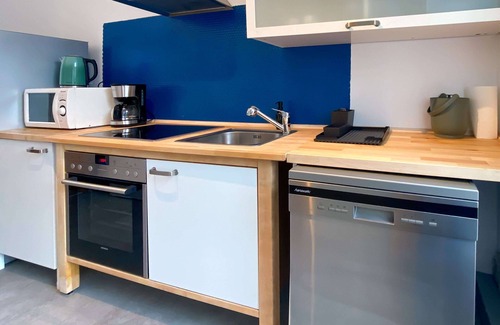 Sonnenberg Apartment | 4 beds at Chemnitz train station