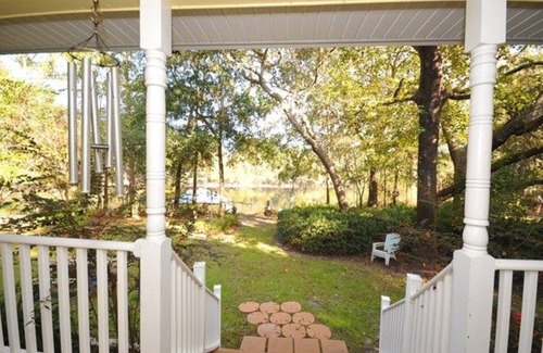 Old Town House | 4 BR/3 BA Riverfront Home on the Suwannee River
