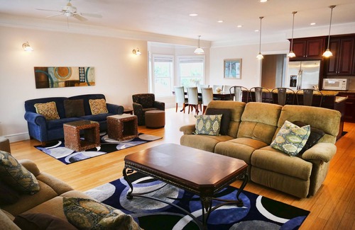 Tybee Island House | 4 BR Beautiful Southern Style Home w/Private Large Pool, Heat Opt - North End