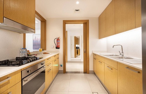 Downtown Dubai Apartment | 4 BR Burj Khalifa View | Dubai Mall | Opera Grand