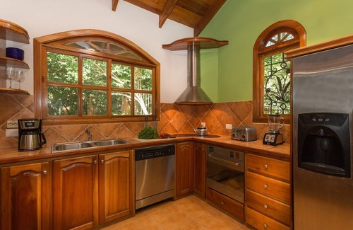 Playa Guiones House | 4-Br home next to the beach in Playa Guiones
