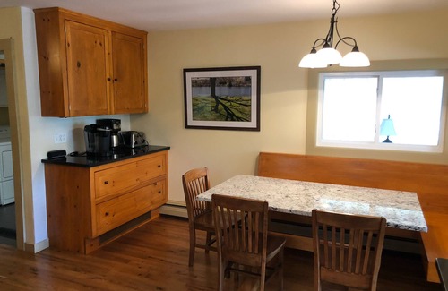 West Stockbridge House | 4 BR home w/beautiful gardens on pond in Berkshires. Walking distance to town.