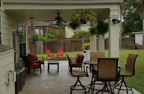 Northeast Houston House | 4 BR Large Home 15 min from Downtown