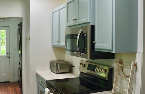 Cape Neddick House | 4 BR Renovated Home, Sleeps 10 - Walk to Perkins Cove, Ogunquit, Cape Neddick