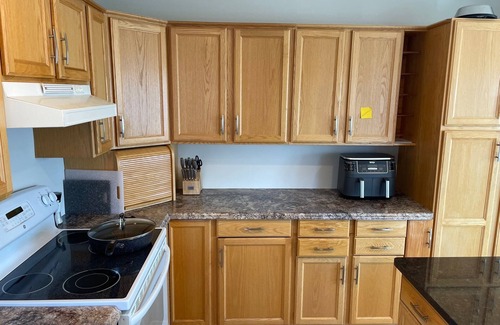 Central Okanagan House | 4 BR Upper Floor With Massive Lake view