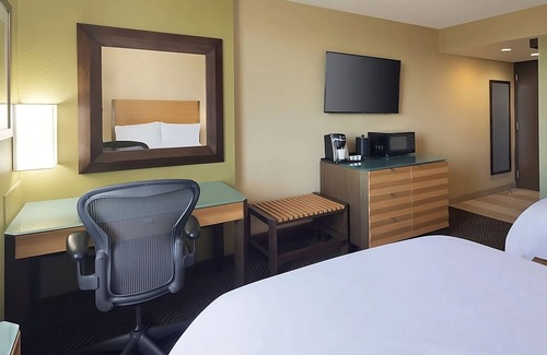 San Jose Hotel | 4 Captivating Units, Minutes’ Drive from San Jose McEnry Convention Center