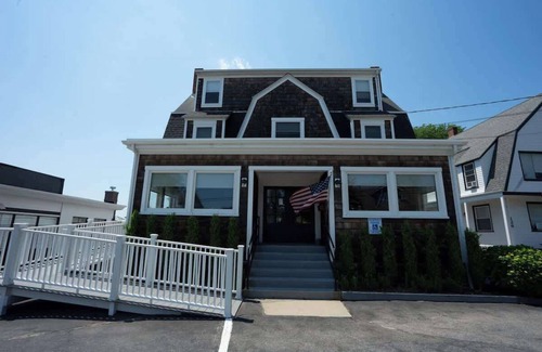 Middletown House | #4 | Comfy Room w/Queen-bed