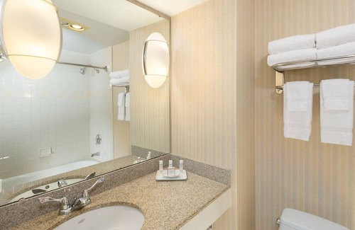Blacksburg Hotel | 4 Convenient Units w/Easy Access @ Virginia Tech Campus | Free Parking