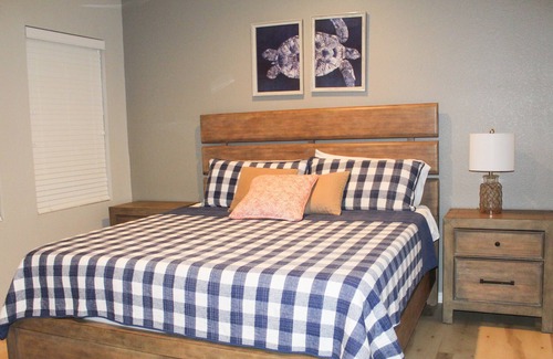 Silver Creek Village Cottage | 4 Cottages on Lake w/ private beach, beautiful views and lots of outdoor fun