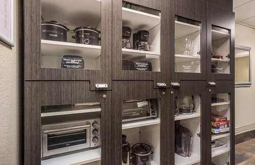Far North Dallas Apartment | 4 Family-friendly Units with Full Kitchens, Pets Allowed, Onsite Parking