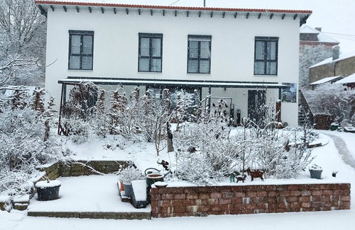 Bad Urach Apartment | 4 Freiraum, mit Dusche/wc, Sitzecke