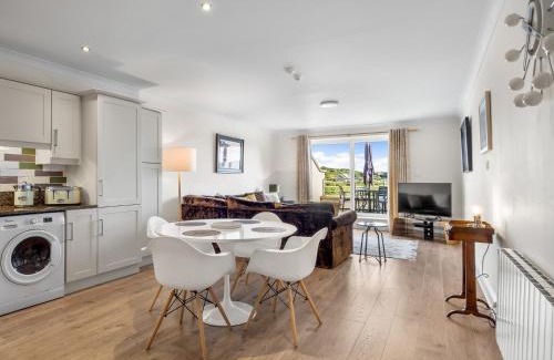 Clifden Apartment | 4 Harbour Heights