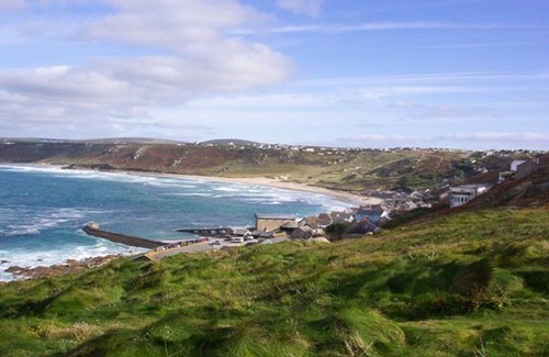 Sennen Cove Cottage | 4 Harbour Mews Sleeps 6 (3 Bedrooms)
