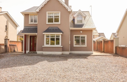 Kilrush Cottage | 4 KILLIMER ROAD, family friendly in Kilrush, County Clare