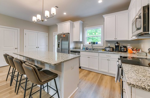 Auburn - Opelika House | 4 Mi to Auburn University: Townhome w/Fenced Yard