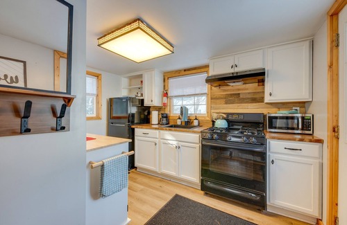 Blakeslee Cabin | 4 Mi to Big Boulder: 'The Cozy Cabin' on 8 Acres!