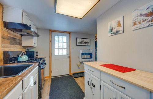 Blakeslee Cabin | 4 Mi to Big Boulder: 'The Cozy Cabin' on 8 Acres!