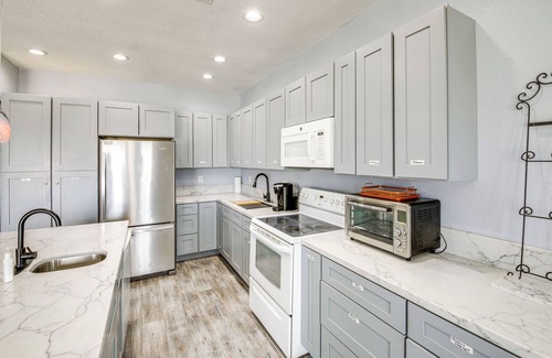 Sunridge Estates House | 4 Mi to Casinos: Mtn-View Home in Bullhead City!
