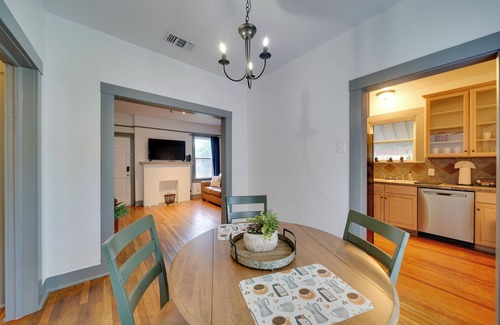 Highland Park Cottage | 4 Mi to Downtown! Cozy Bungalow in San Antonio